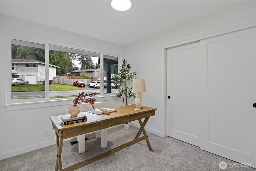 Property photo for 19628 Heinz Place, Lynnwood photo 18