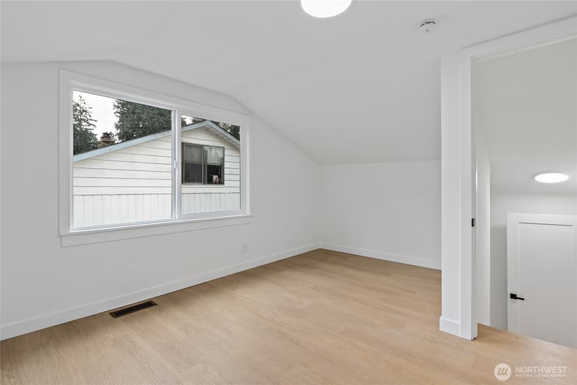 Property photo for 19628 Heinz Place, Lynnwood photo 23