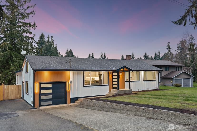 Property photo for 19628 Heinz Place, Lynnwood