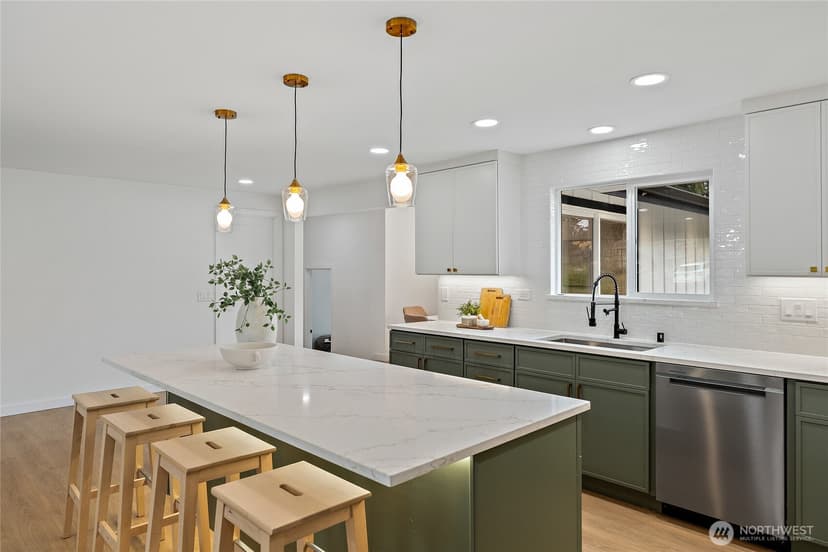 Property photo for 19628 Heinz Place, Lynnwood photo 11