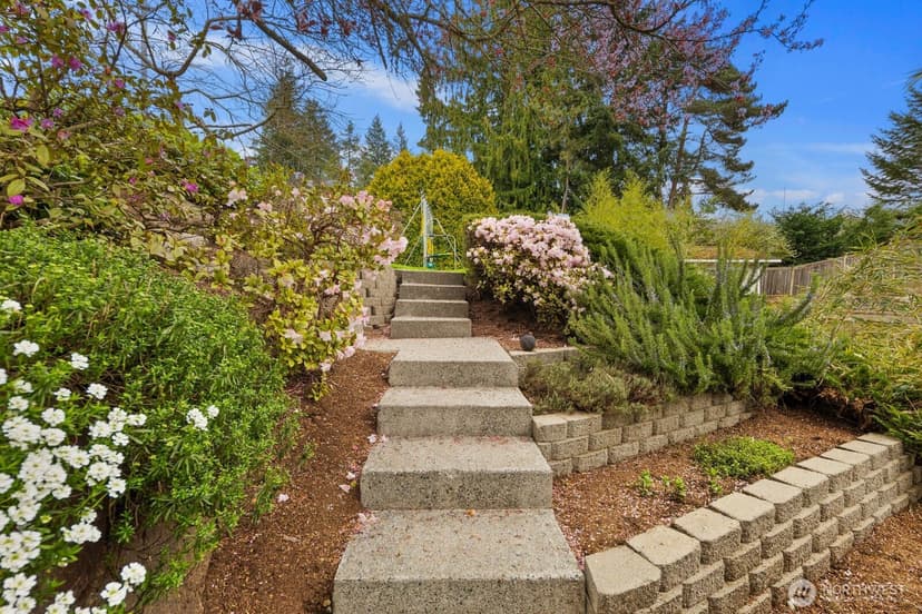 Property photo for 17909 73rd Avenue W, Edmonds photo 28