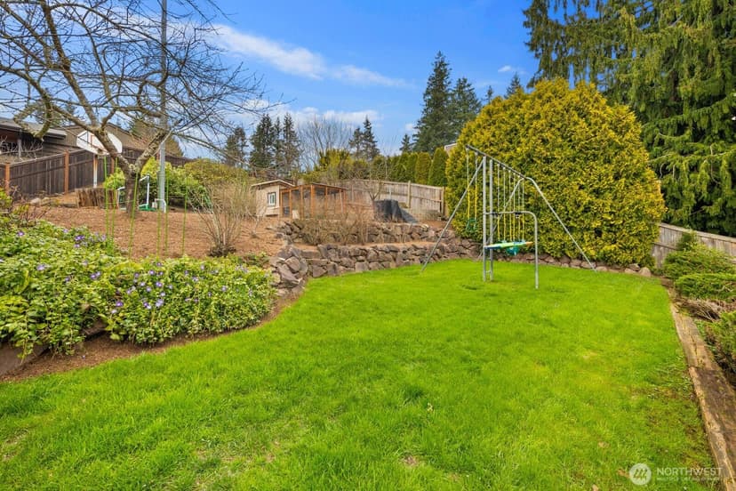 Property photo for 17909 73rd Avenue W, Edmonds photo 29