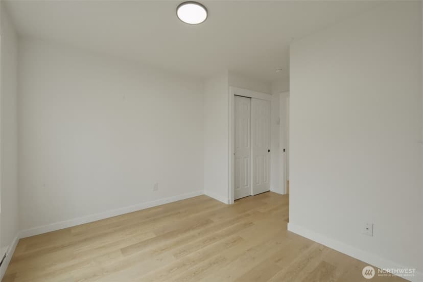 Property photo for 3233 NE 12th Street #201, Renton photo 10