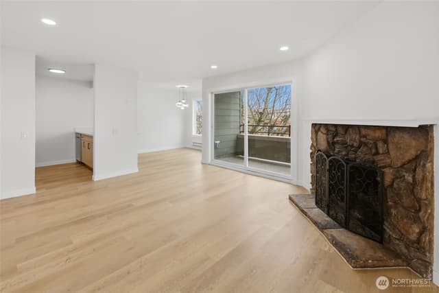 Property photo for 3233 NE 12th Street #201, Renton photo 5