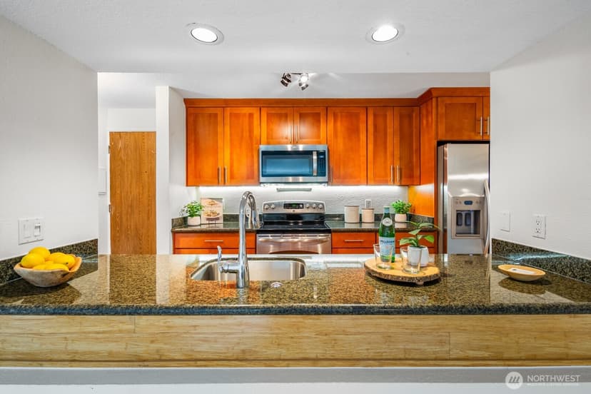 Property photo for 3609 14th Avenue W #207, Seattle photo 7