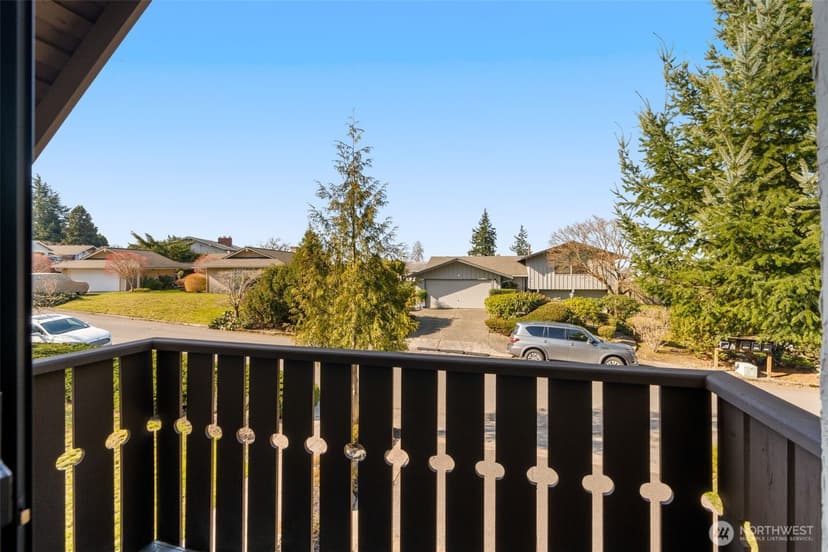 Property photo for 4478 142nd Avenue SE, Bellevue photo 29