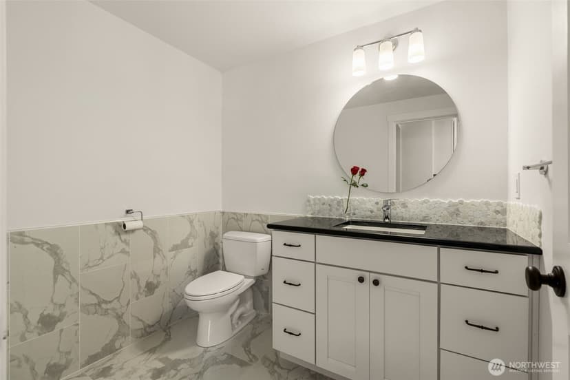 Property photo for 4478 142nd Avenue SE, Bellevue photo 14