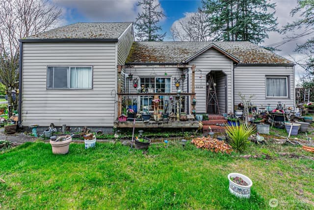 Property photo for 10424 48th Avenue E, Tacoma