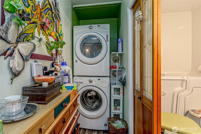 Property photo for 10424 48th Avenue E, Tacoma photo 12