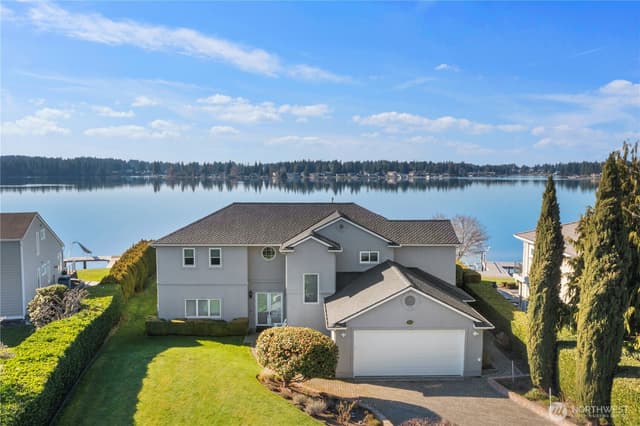Property photo for 3214 196th Avenue Ct E, Lake Tapps photo 2