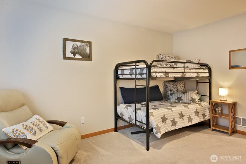 Property photo for 2903 Hi Crest Road, Langley photo 18