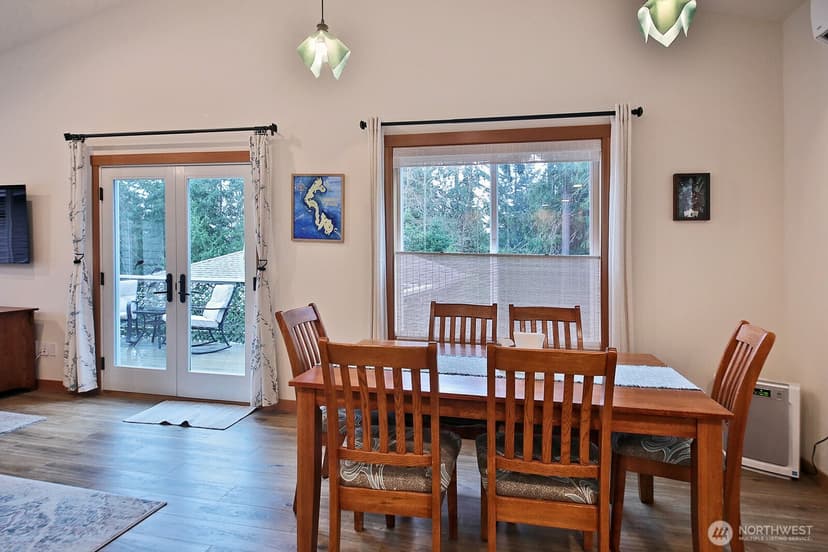 Property photo for 2903 Hi Crest Road, Langley photo 12