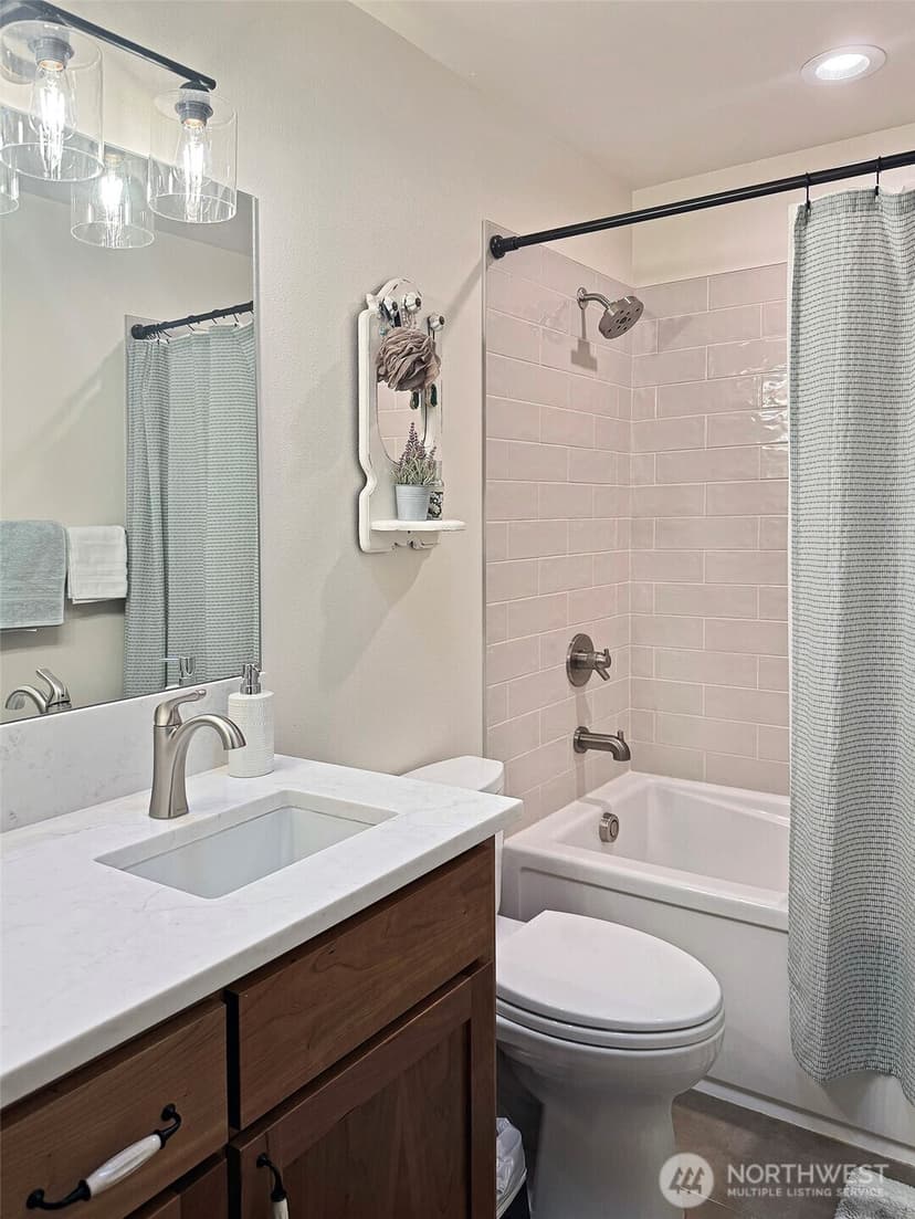 Property photo for 2903 Hi Crest Road, Langley photo 19