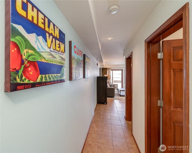 Property photo for 322 W Woodin Avenue #512, Chelan photo 3