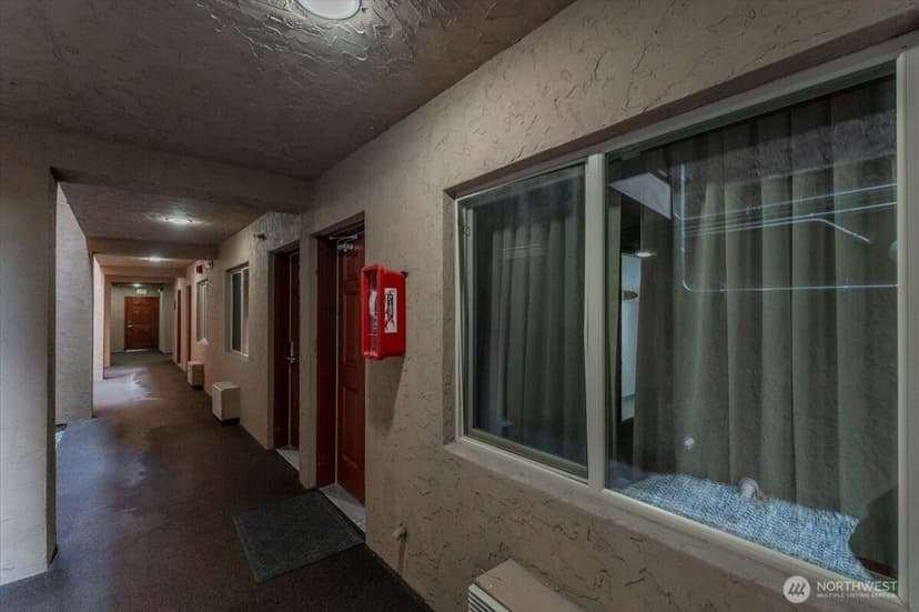 Property photo for 322 W Woodin Avenue #512, Chelan photo 15