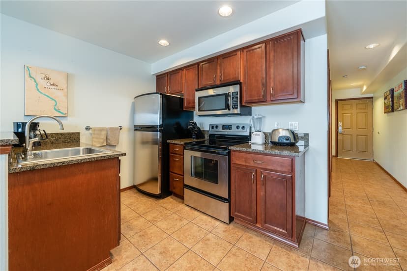 Property photo for 322 W Woodin Avenue #512, Chelan photo 12