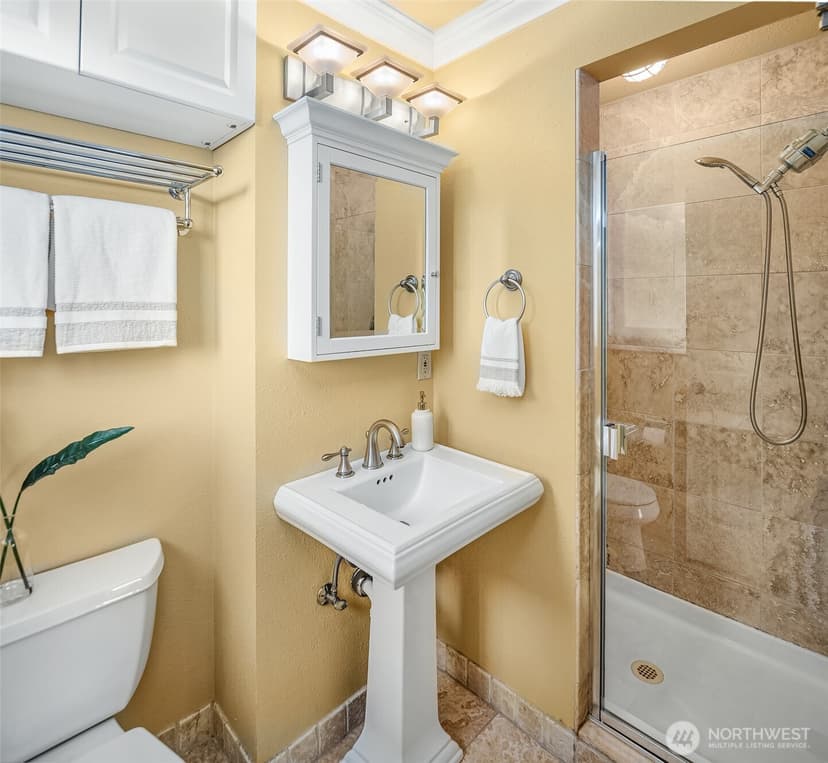 Property photo for 2416 NW 198th Street, Shoreline photo 12