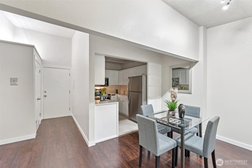 Property photo for 12567 35th Avenue NE #204, Seattle photo 7