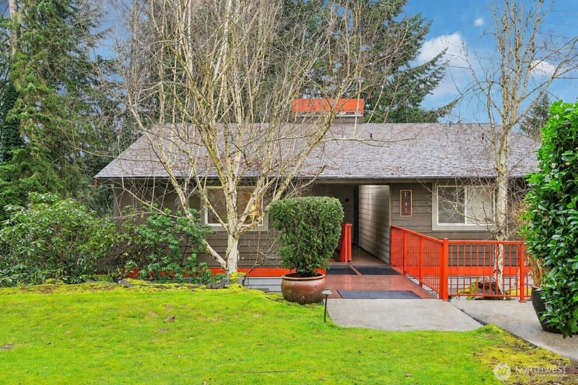Property photo for 11060 NE 33rd Place #E3, Bellevue photo 27