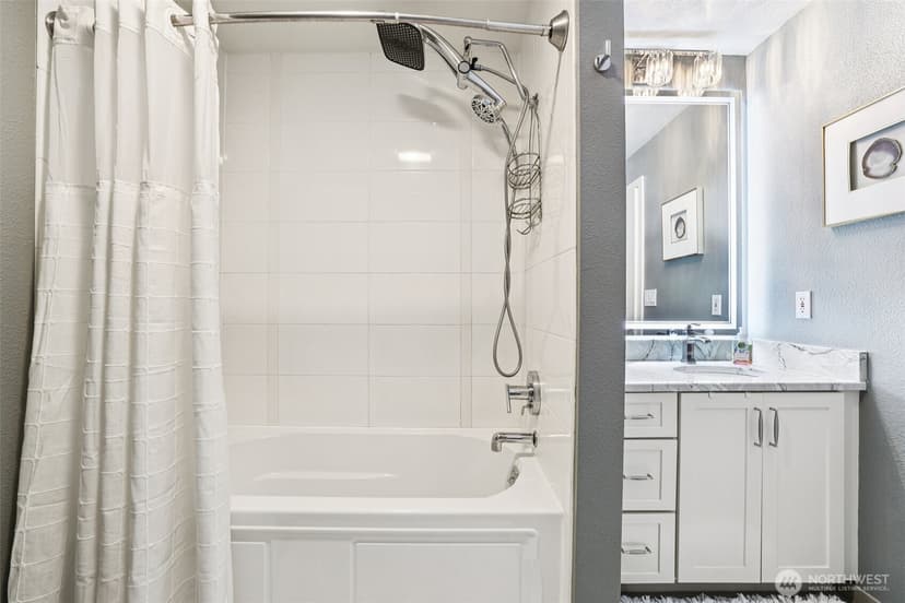 Property photo for 11060 NE 33rd Place #E3, Bellevue photo 20