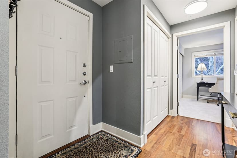 Property photo for 11060 NE 33rd Place #E3, Bellevue photo 22