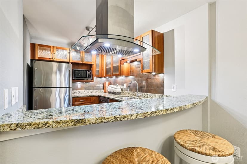 Property photo for 11060 NE 33rd Place #E3, Bellevue photo 12
