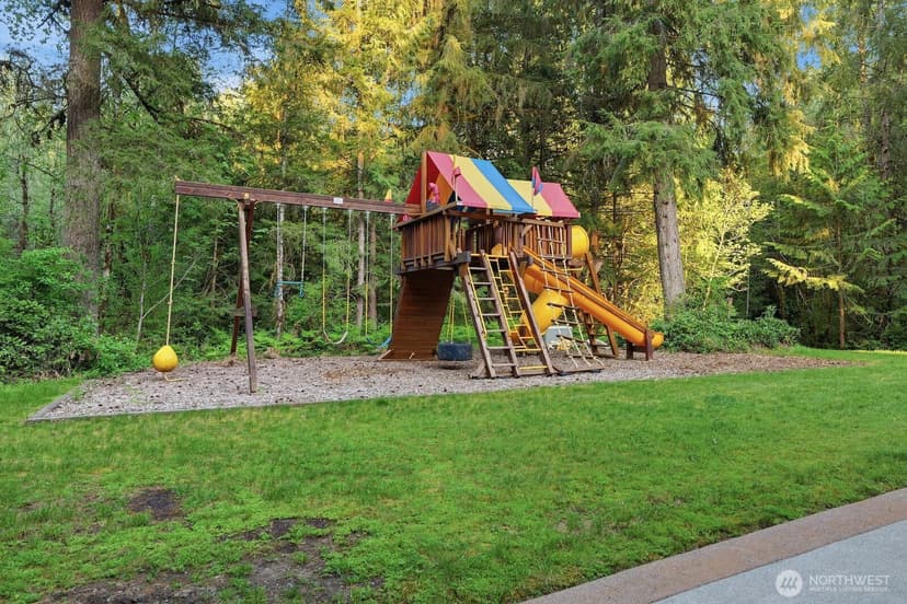 Property photo for 15830 330th Way NE, Duvall photo 33