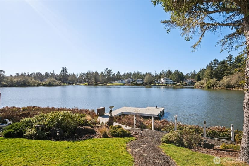 Property photo for 385 Eagle Nest Court SE, Ocean Shores photo 30