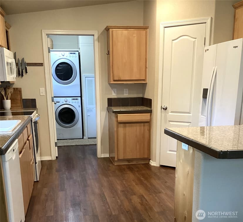 Property photo for 4515 176th St Street SW #25, Lynnwood photo 3