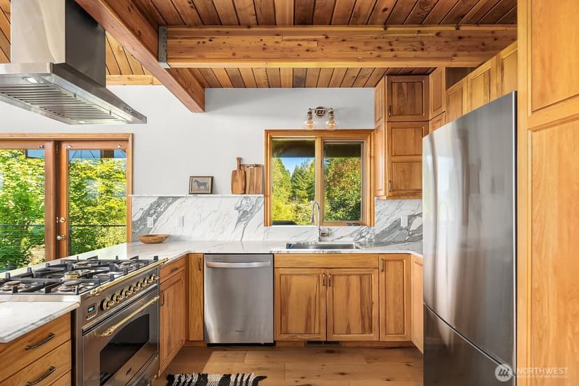 Property photo for 220 Big House Road, Cle Elum photo 9