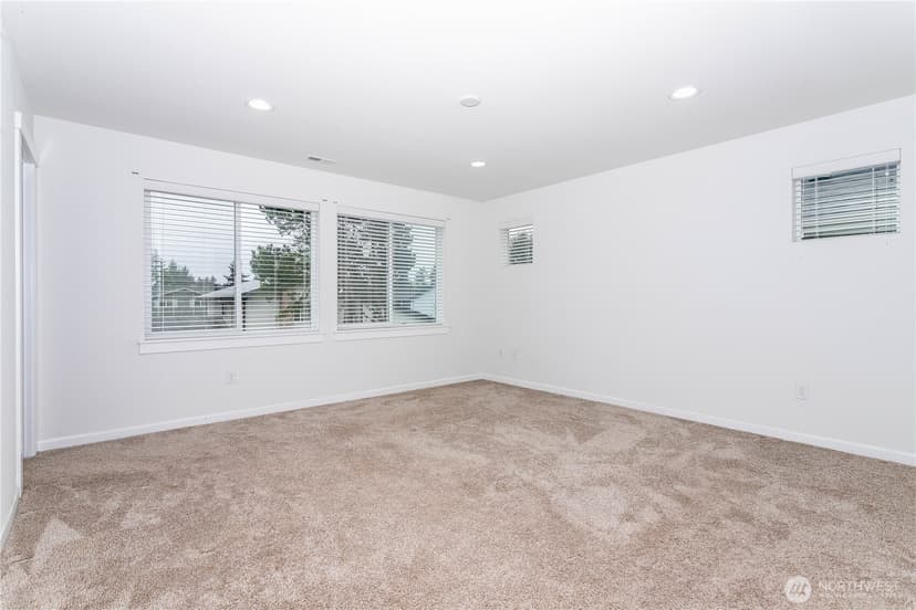 Property photo for 27432 14th Place S, Des Moines photo 21