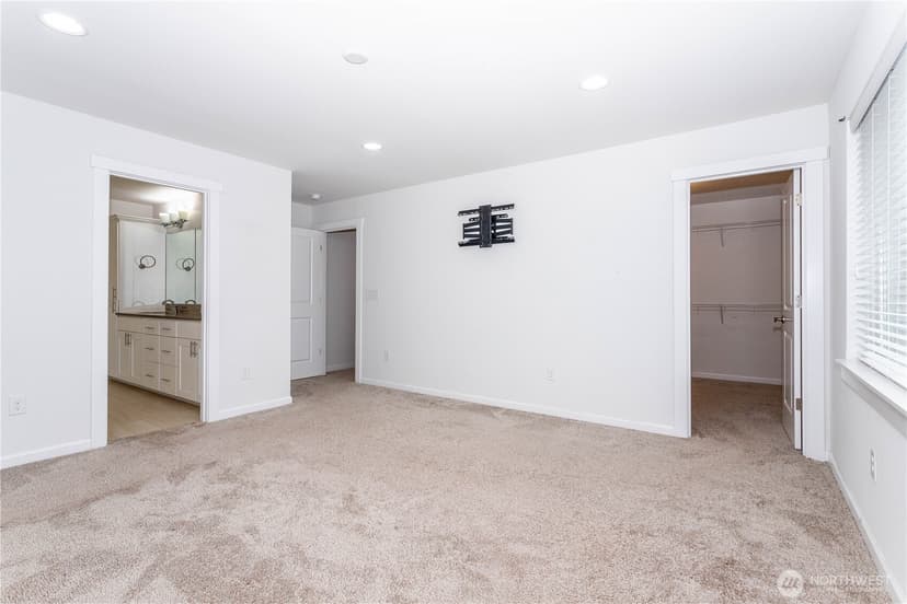 Property photo for 27432 14th Place S, Des Moines photo 22