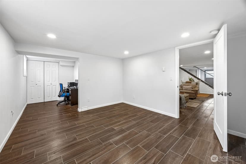 Property photo for 9036 Dalwood Road SW, Lakewood photo 30