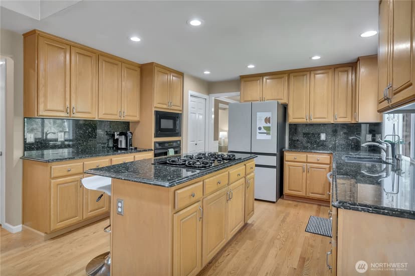 Property photo for 16038 SE 127Th Place, Renton photo 13