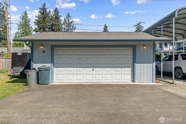Property photo for 5 W Shore Avenue SW, Lakewood photo 5