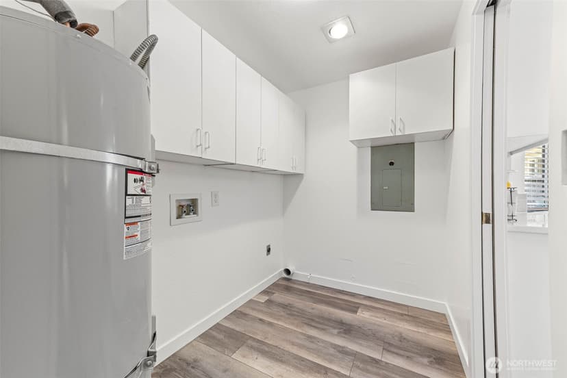 Property photo for 5 W Shore Avenue SW, Lakewood photo 17