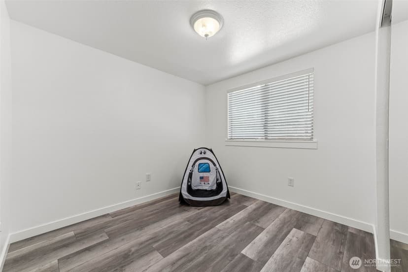Property photo for 5 W Shore Avenue SW, Lakewood photo 21