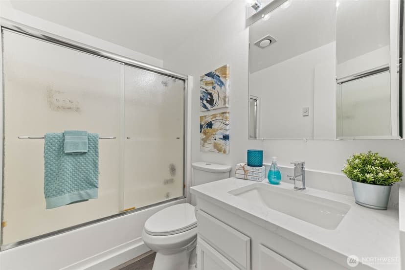 Property photo for 5 W Shore Avenue SW, Lakewood photo 18