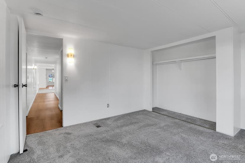 Property photo for 25739 135th Avenue SE #3, Kent photo 15