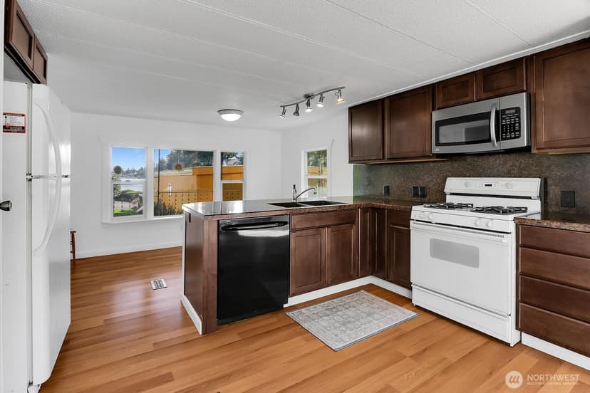 Property photo for 25739 135th Avenue SE #3, Kent photo 6