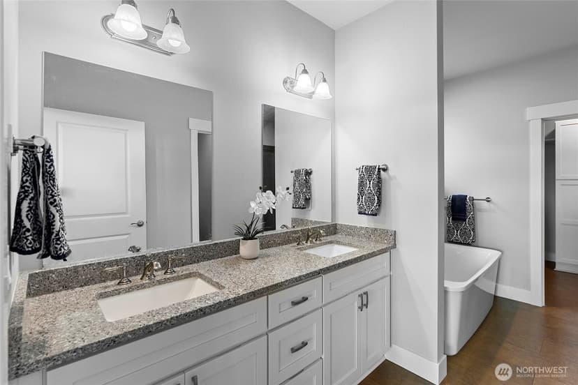 Property photo for 17588 Fjord Drive NE, Poulsbo photo 15
