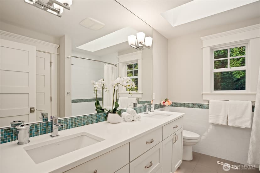 Property photo for 8612 SE 36th Street, Mercer Island photo 22