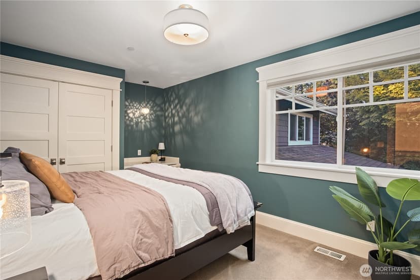 Property photo for 8612 SE 36th Street, Mercer Island photo 23