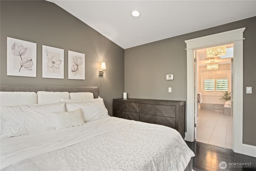 Property photo for 8612 SE 36th Street, Mercer Island photo 17