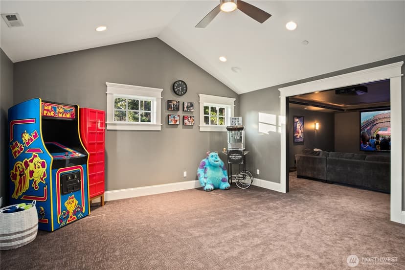 Property photo for 8612 SE 36th Street, Mercer Island photo 25