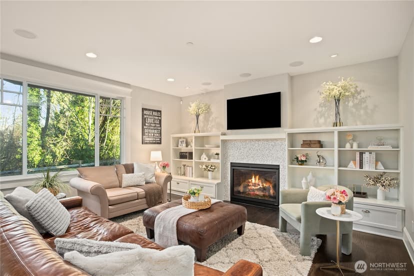 Property photo for 8612 SE 36th Street, Mercer Island photo 4