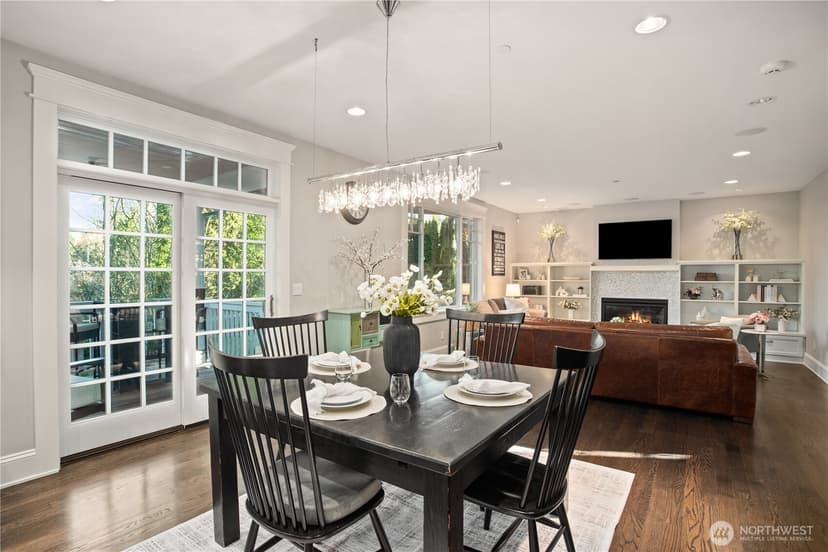 Property photo for 8612 SE 36th Street, Mercer Island photo 5