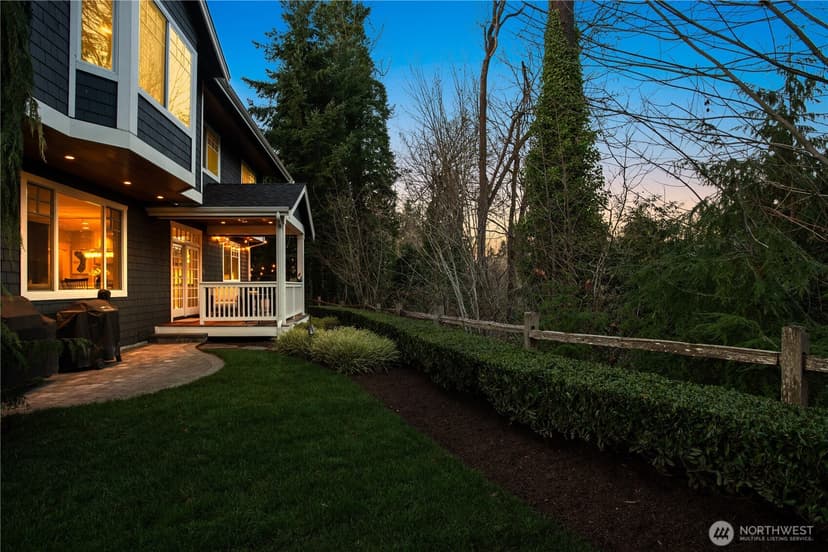 Property photo for 8612 SE 36th Street, Mercer Island photo 30