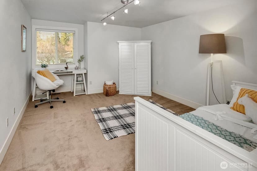 Property photo for 11421 NE 88th Street, Kirkland photo 27