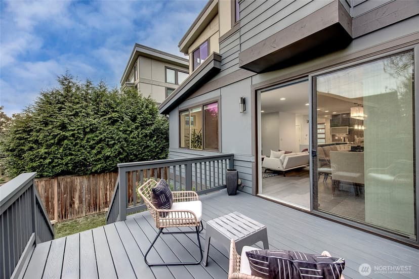 Property photo for 11421 NE 88th Street, Kirkland photo 35